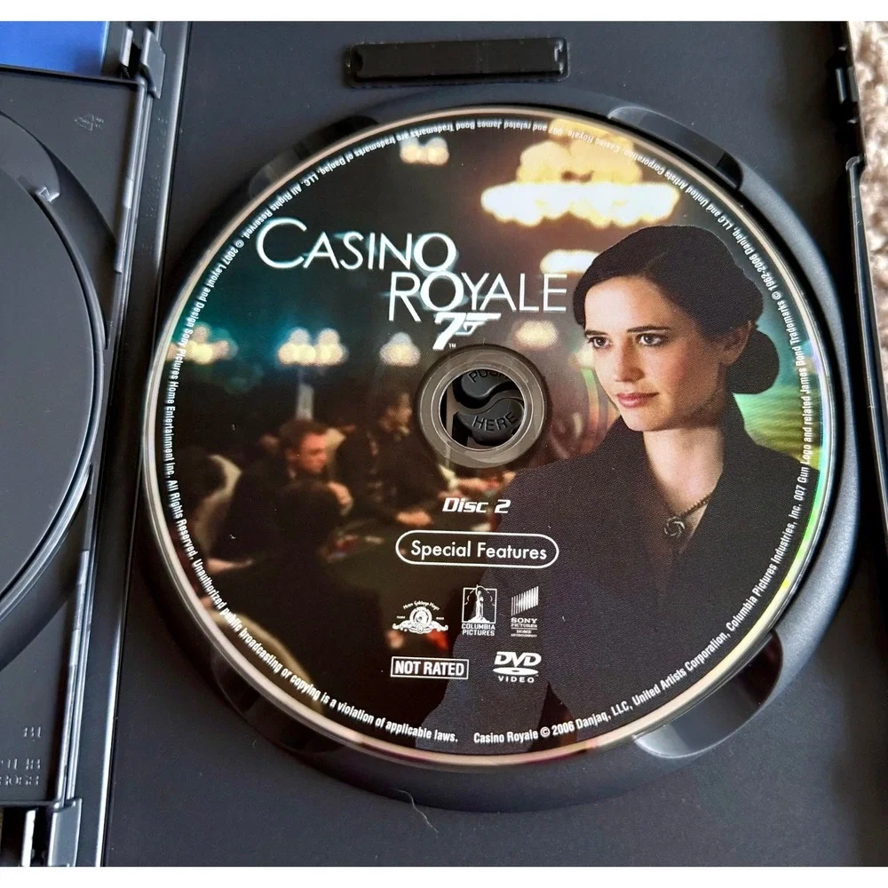 Sony Casino Royale 007 DVD Excellent Full Screen 2-Disc Special Edition 2006